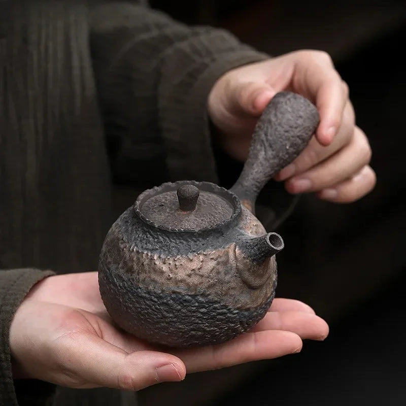 Textured Clay Kyusu Teapot - 220ml