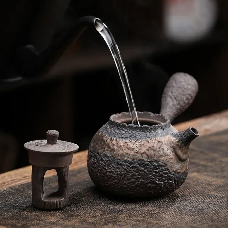 Textured Clay Kyusu Teapot - 220ml