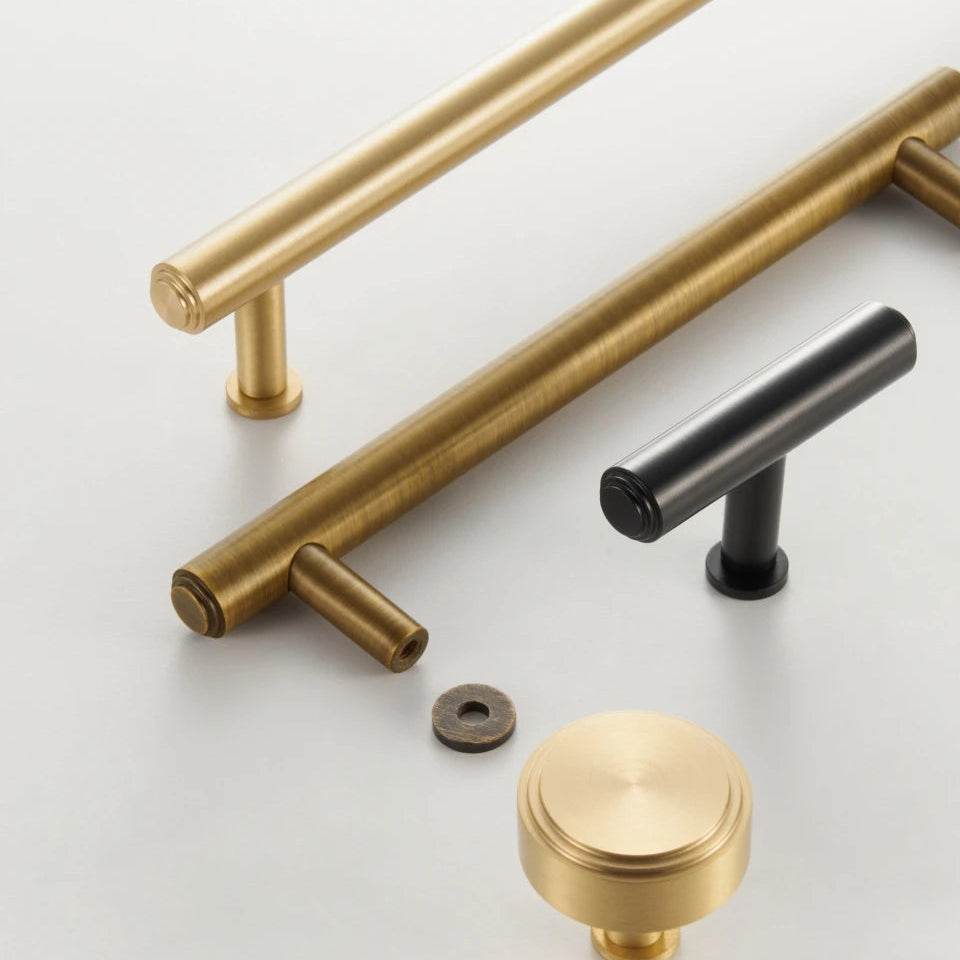 Forma Brass Cabinet Handle & Knob - Matte Brass