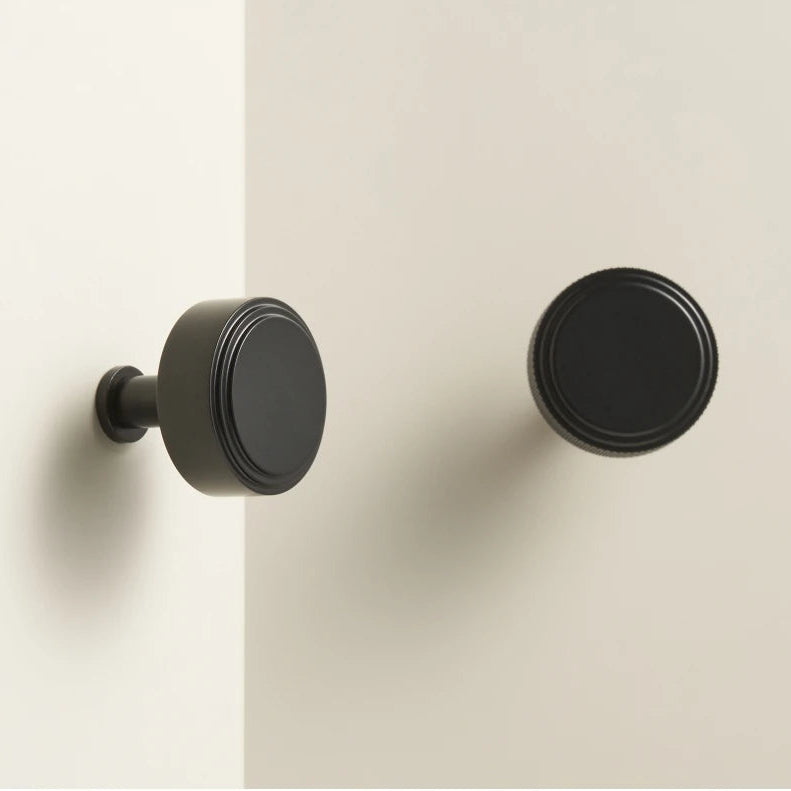 Forma Brass Cabinet Handle & Knob - Matte Black