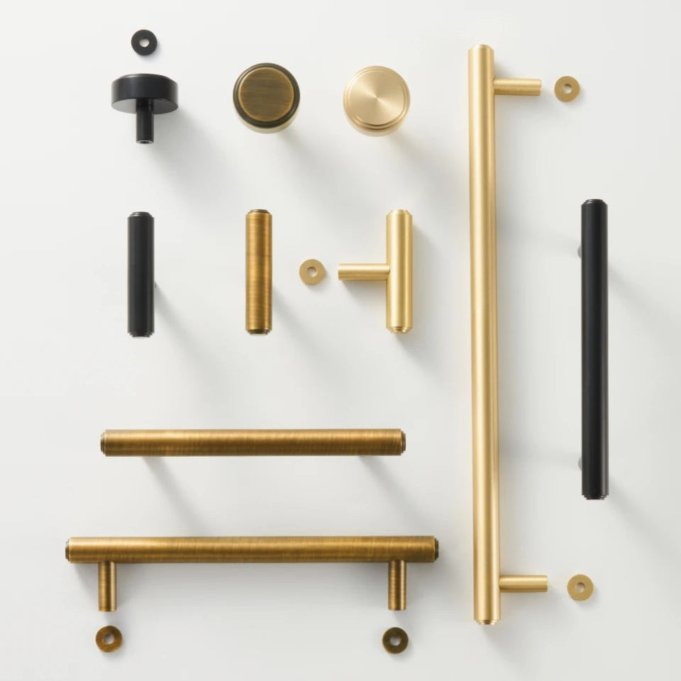 Forma Brass Cabinet Handle & Knob - Antique Brass