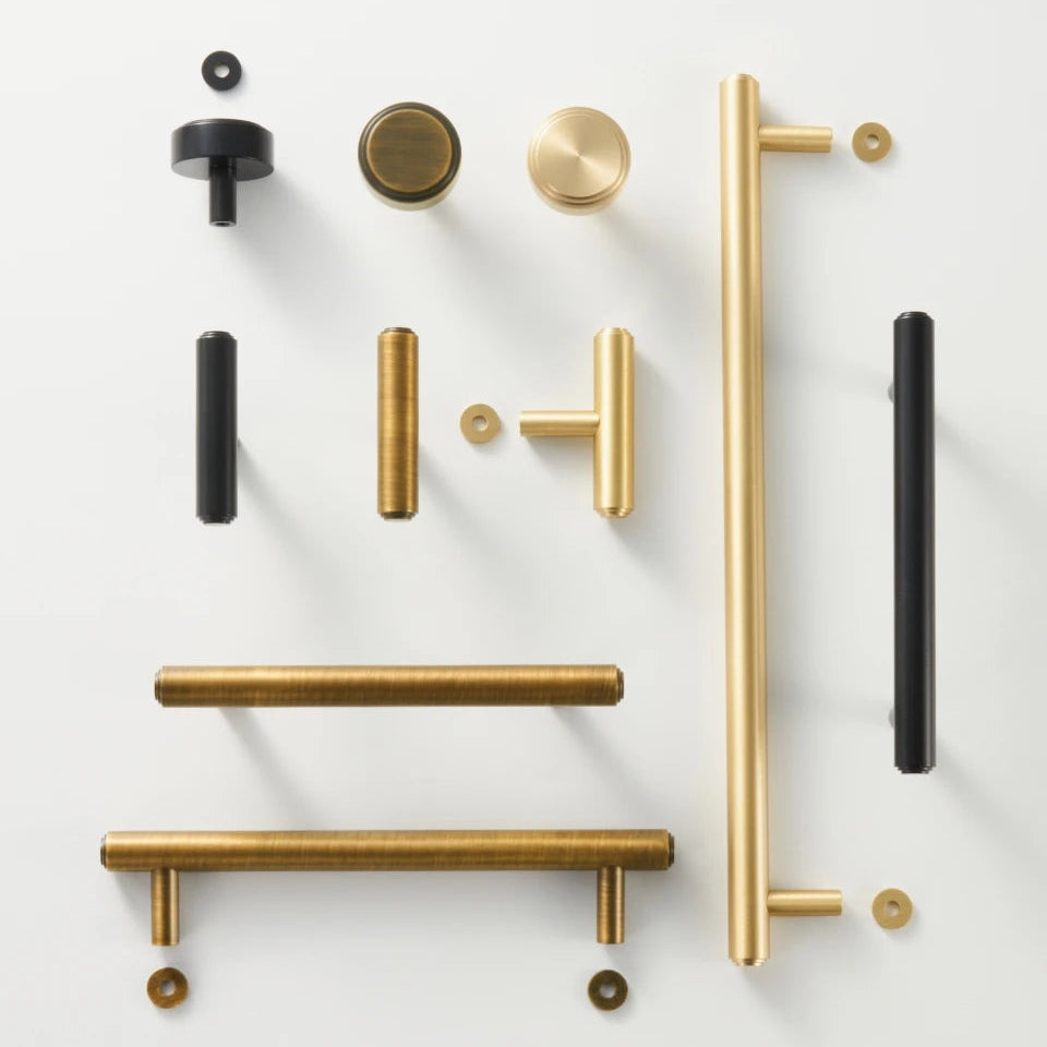 Forma Brass Cabinet Handle & Knob - Matte Black