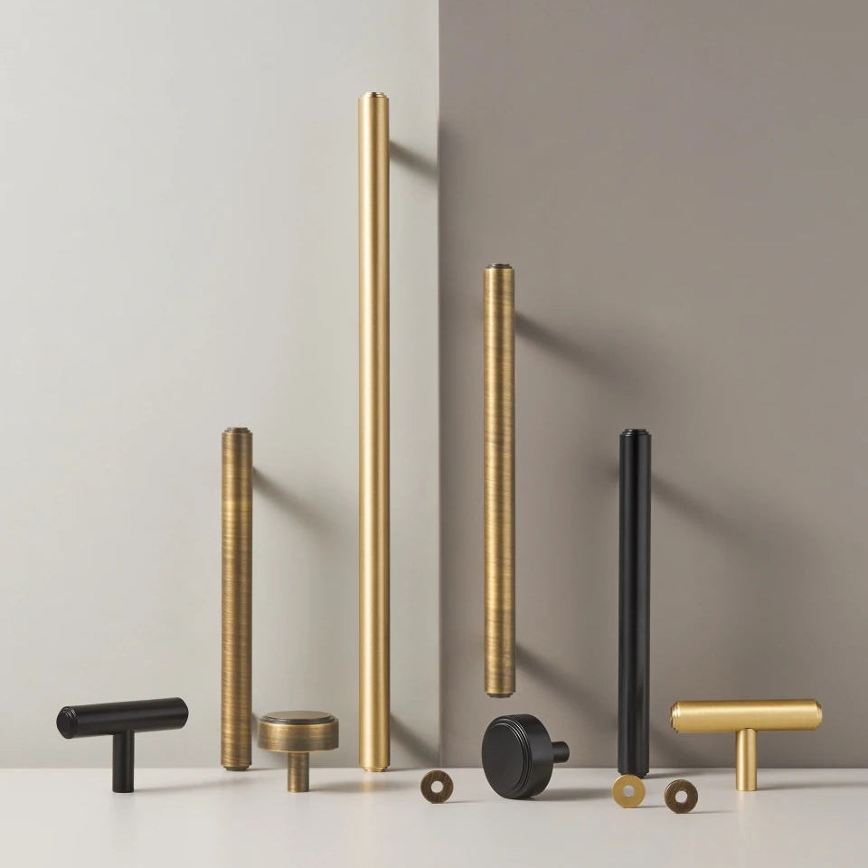 Forma Brass Cabinet Handle & Knob - Matte Brass